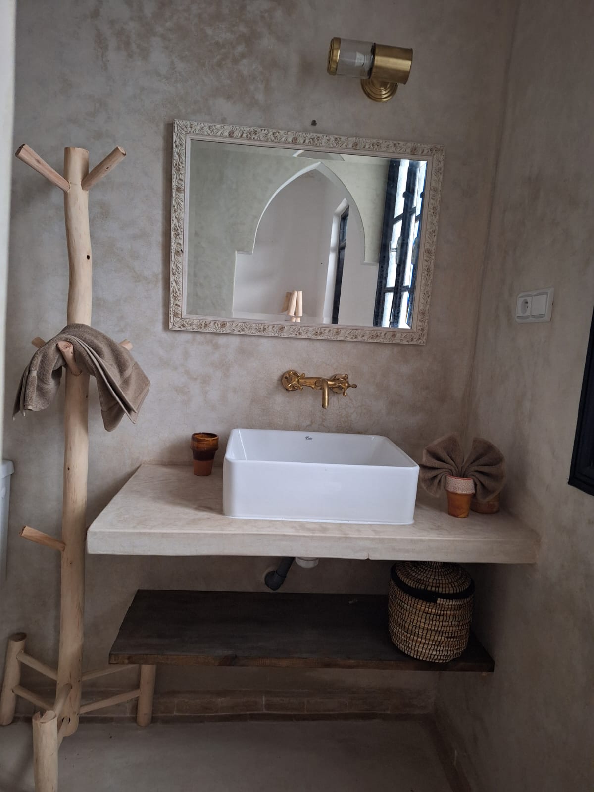 WhatsApp Image 2026-01-15 at 16.40.04